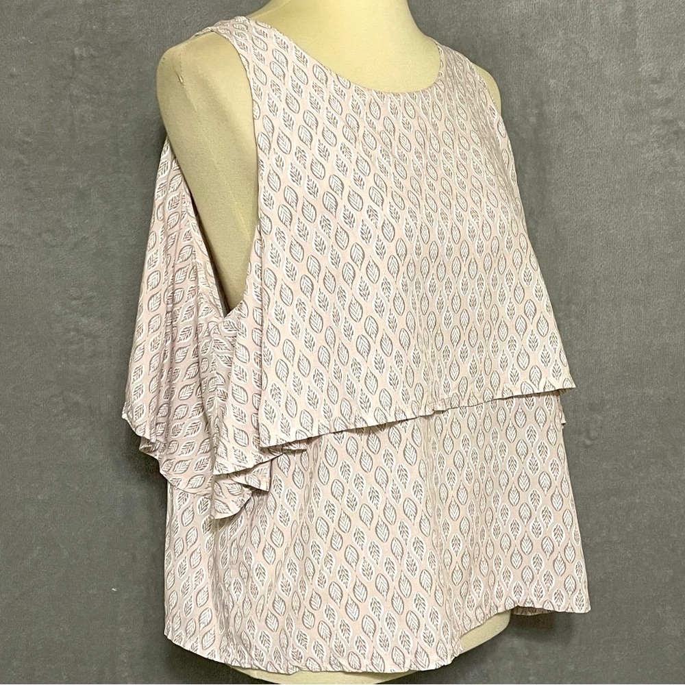Tina Stephens Made in Italy Women’s Layered Sleeveless Viscose top (23”x 23”)